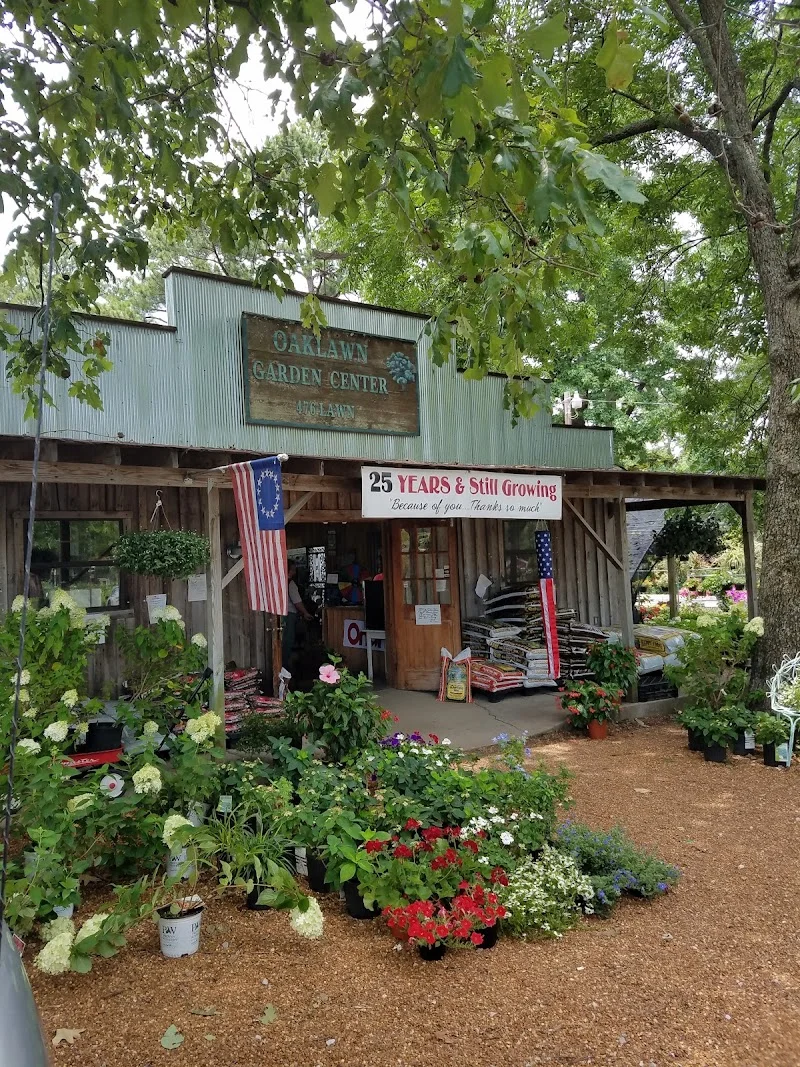 Oaklawn Garden Center & Nature Gift Shop
